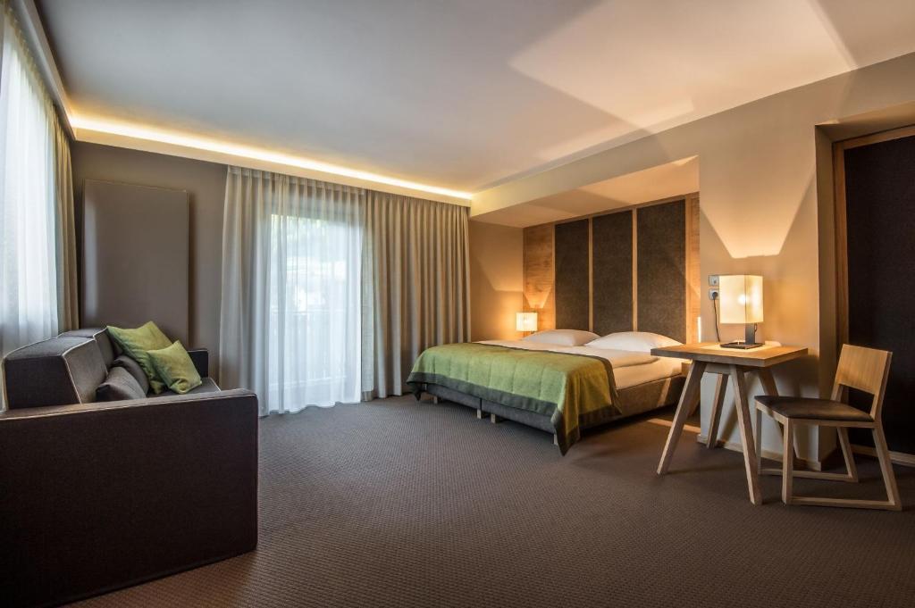 Hotel Arlara Corvara Pokoj fotografie